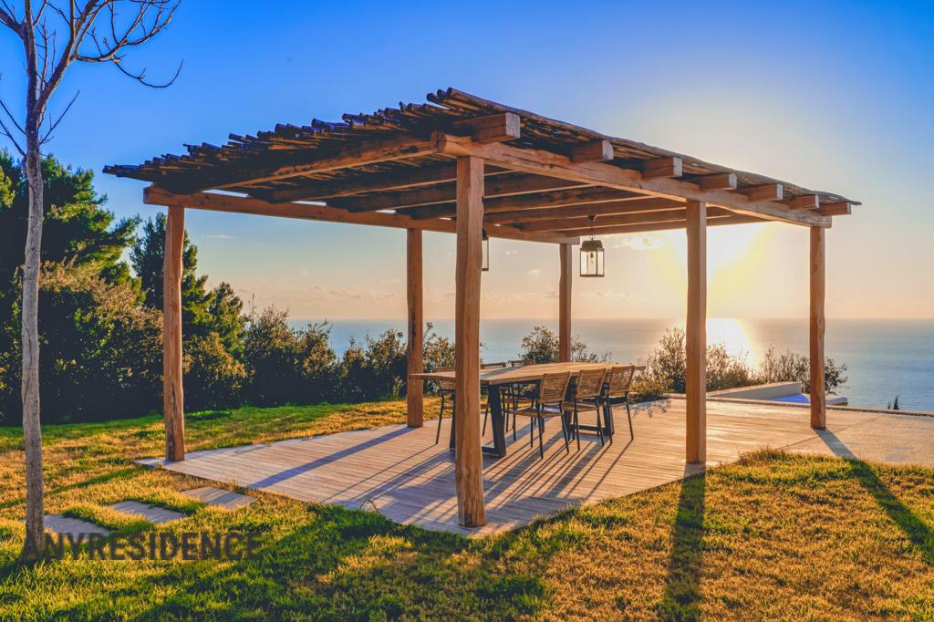 Villa in Lefkas, photo #8, listing #2485909