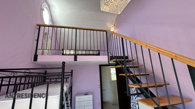 Townhome in Sithonia, photo #1, listing #2418315