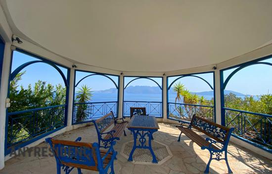 Villa in Peloponnese