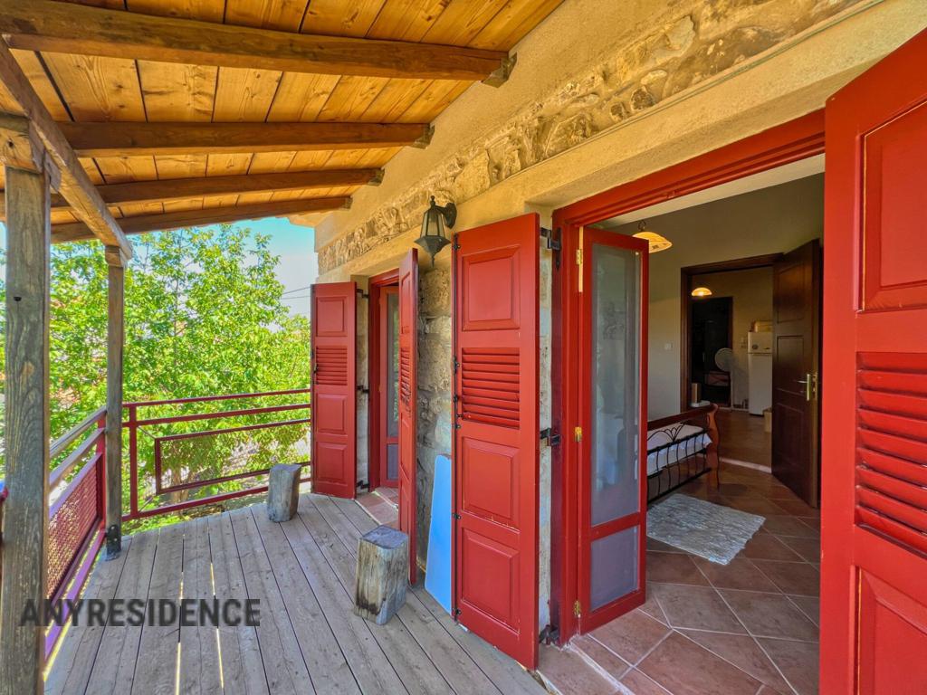 Townhome in Astros, photo #7, listing #2476356