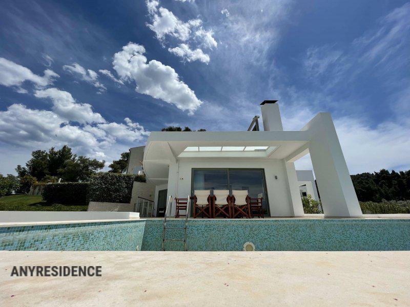 Villa in Attica, photo #4, listing #2108220