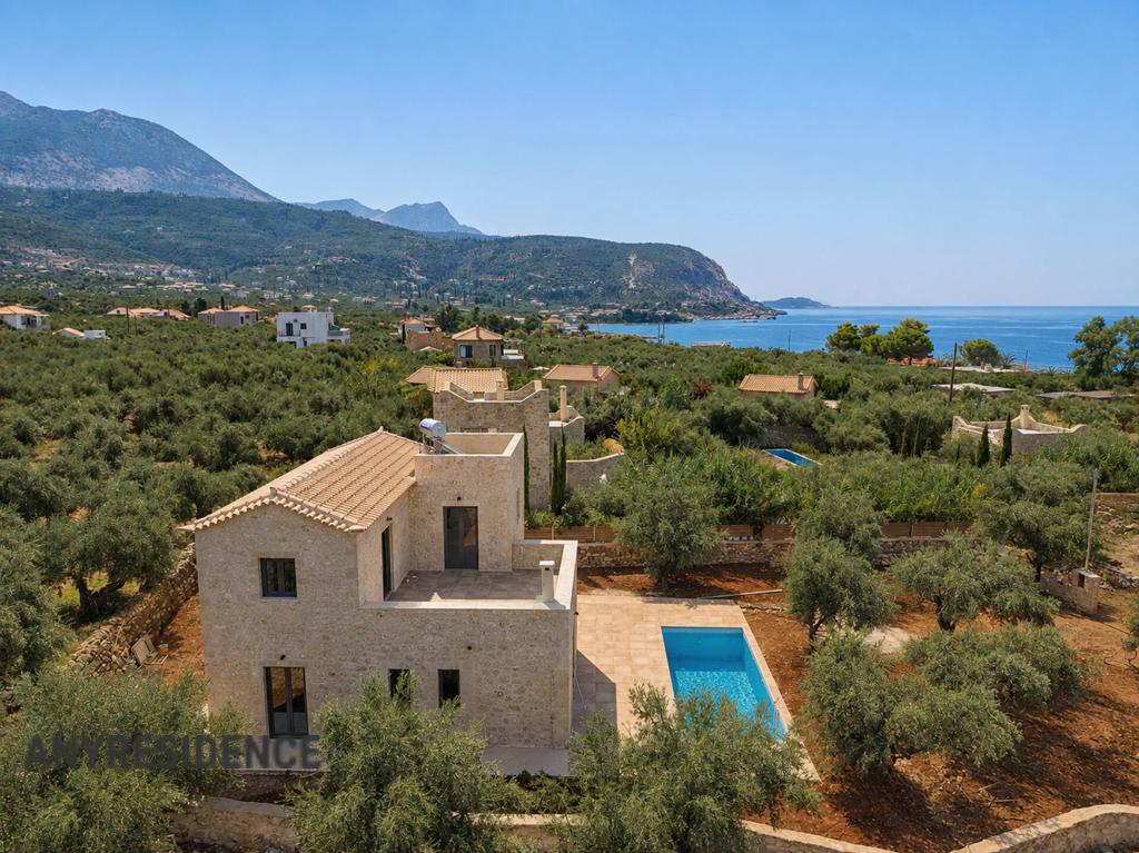 Townhome in Messenia, photo #3, listing #2548555