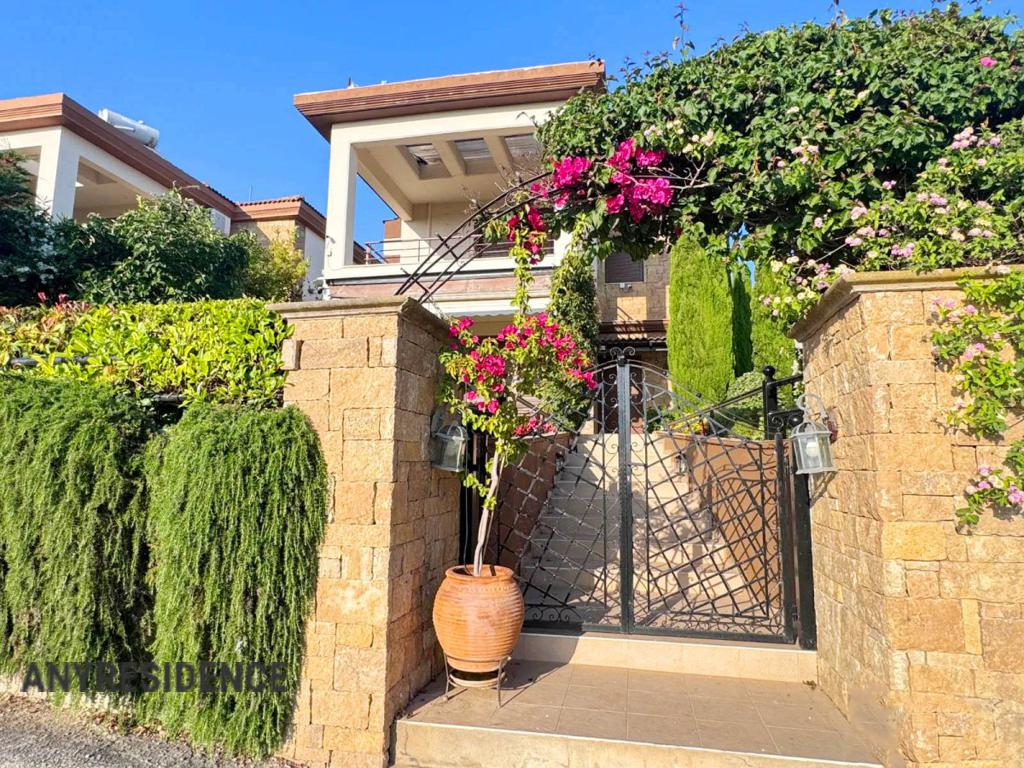 Townhome in Nea Moudania, photo #2, listing #2542601