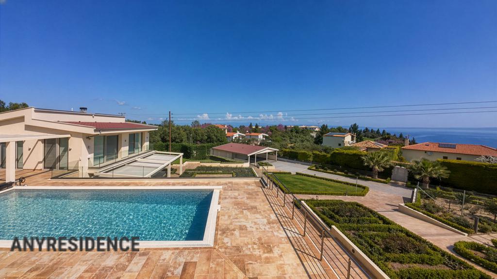 Villa in Kriopigi, photo #3, listing #2532599