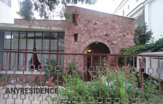 Detached house in Glyfada