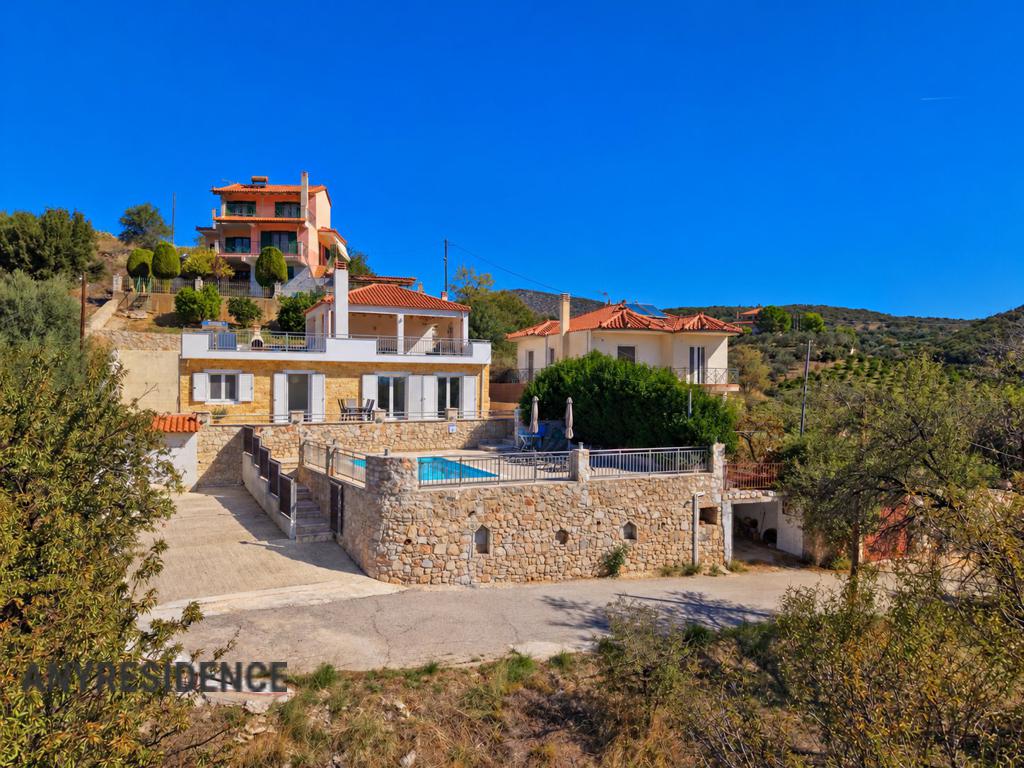 Townhome in Nafplio, photo #3, listing #2555784