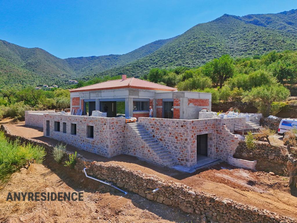 Townhome in Peloponnese, photo #3, listing #2484033