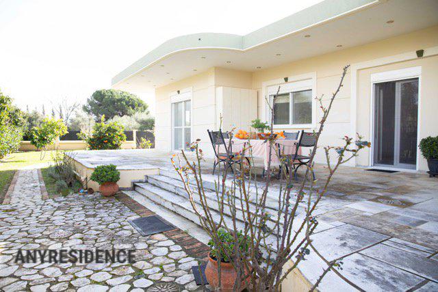 Townhome in Peloponnese, photo #1, listing #2550206