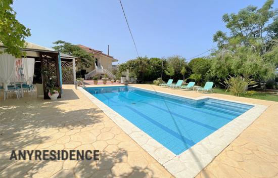 15 room villa in Kyparissia