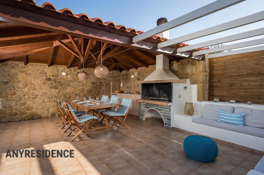 Villa in Chania, photo #6, listing #2519022