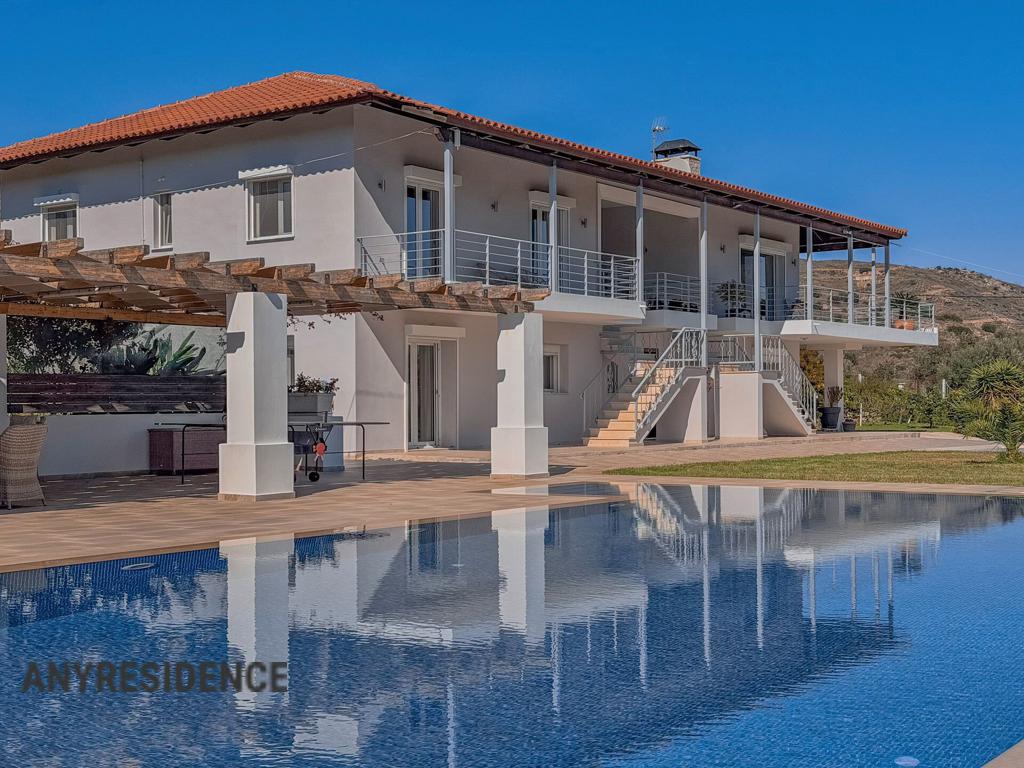 Villa in Peloponnese, photo #3, listing #2523471
