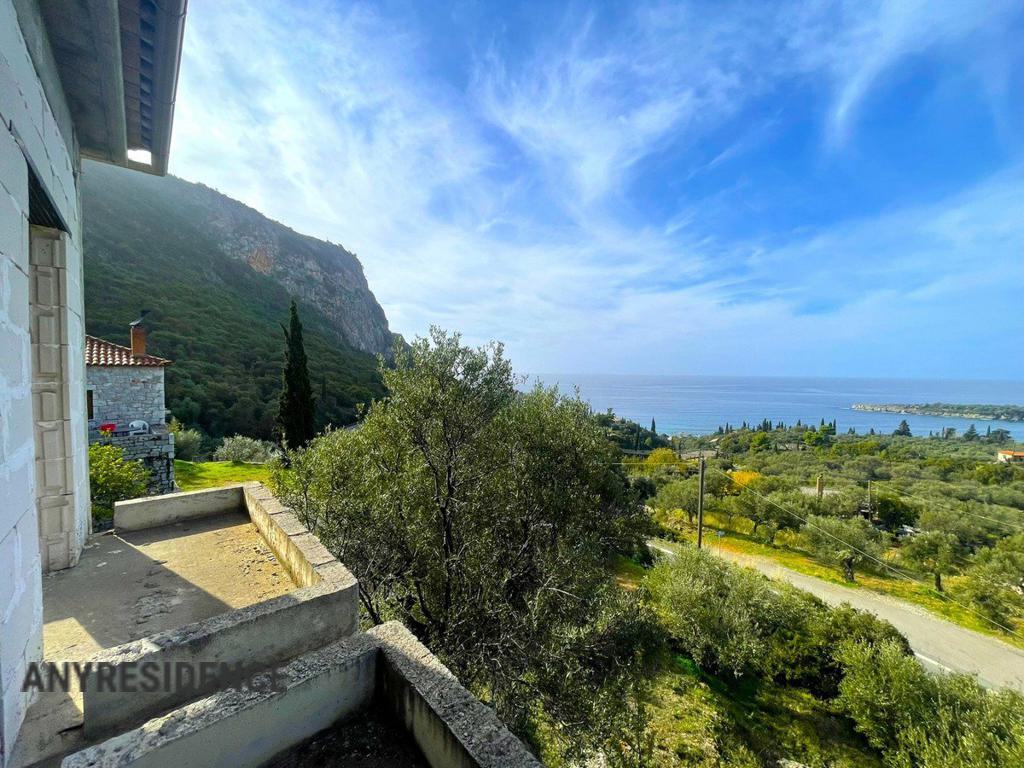 7 room villa in Kardamyli, photo #1, listing #2342930