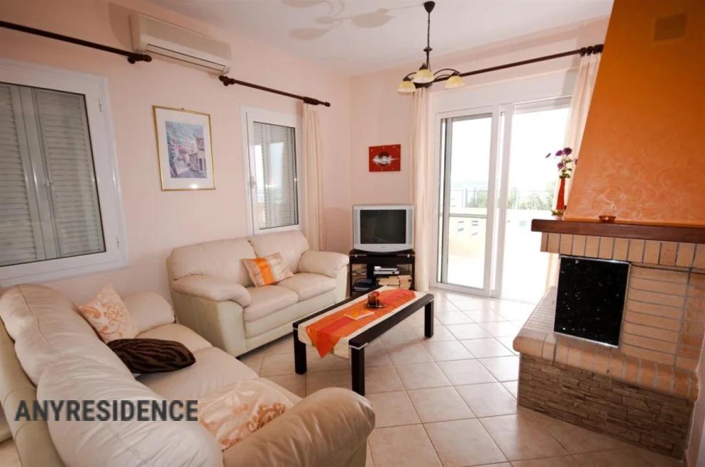Villa in Plaka, photo #10, listing #2532776