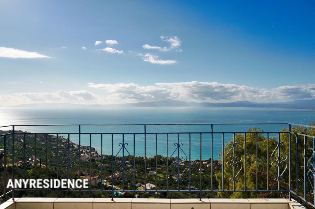 Townhome in Peloponnese, photo #2, listing #2513987