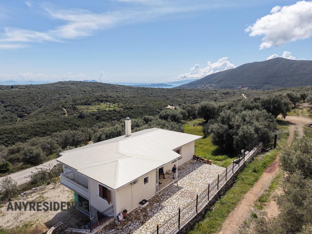 Townhome in Lefkas, photo #2, listing #2534343