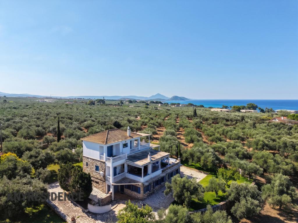 12 room villa in Peloponnese, photo #1, listing #2334052