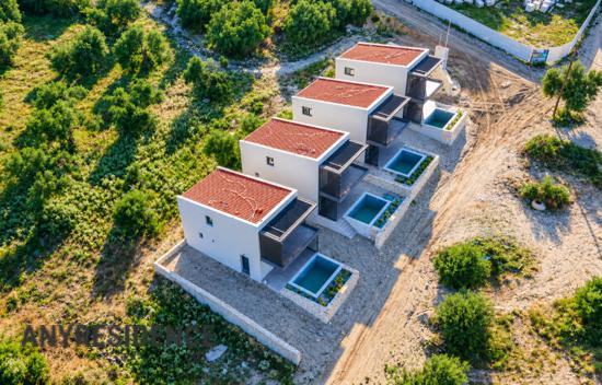 Villa in Polychrono