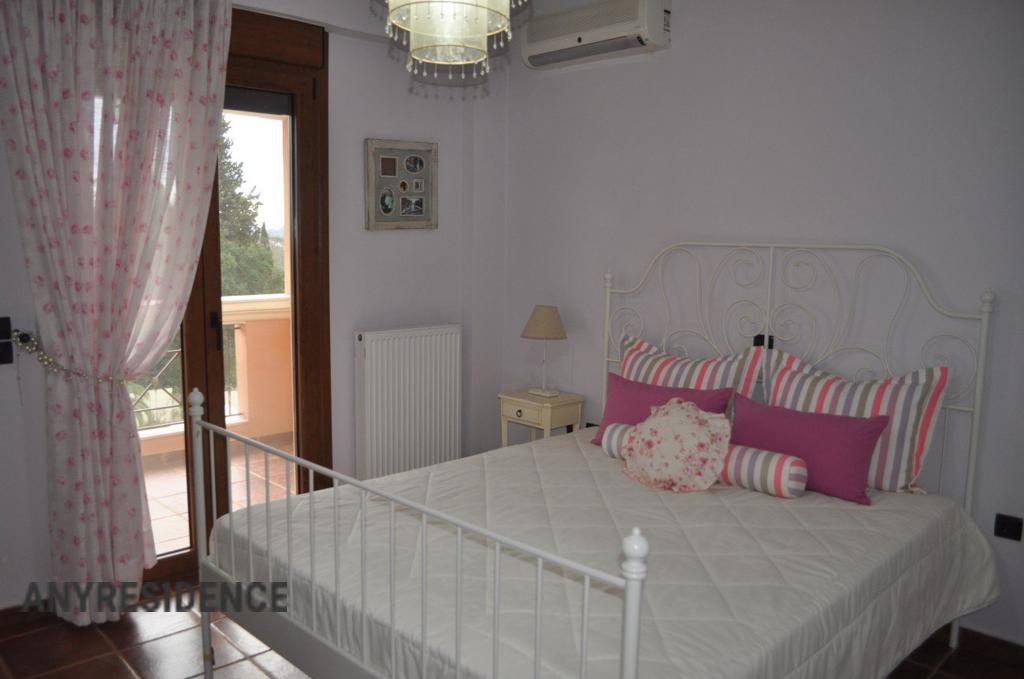 Terraced house in Dassia, photo #7, listing #2362827