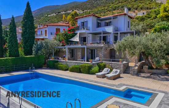 Townhome in Korinthos