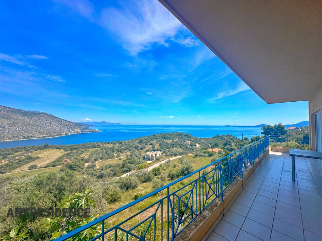 Townhome in Galatas, photo #4, listing #2533804