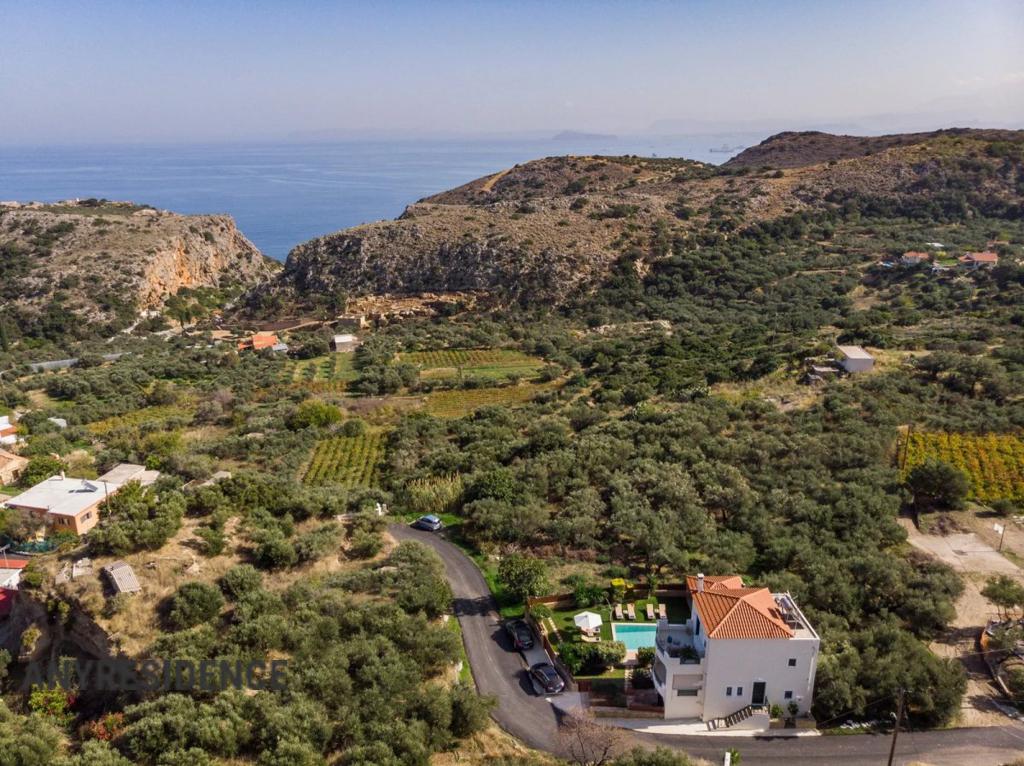 Villa in Chania, photo #3, listing #2532777