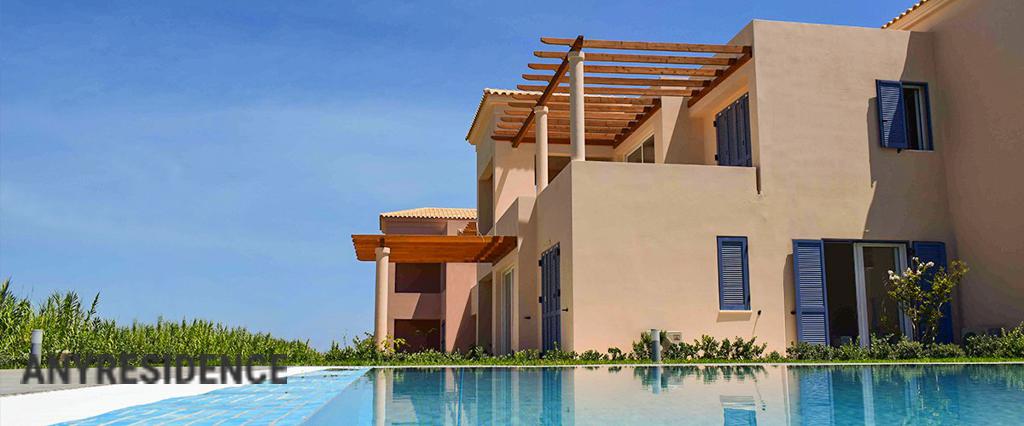 Apartment in Maleme, photo #4, listing #2517993