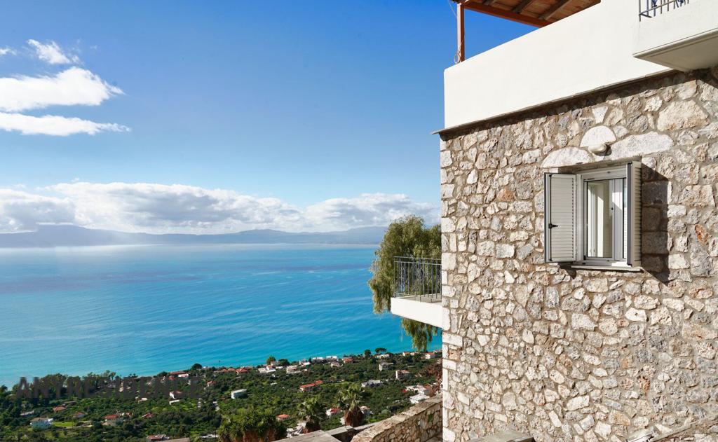 Townhome in Peloponnese, photo #4, listing #2513987