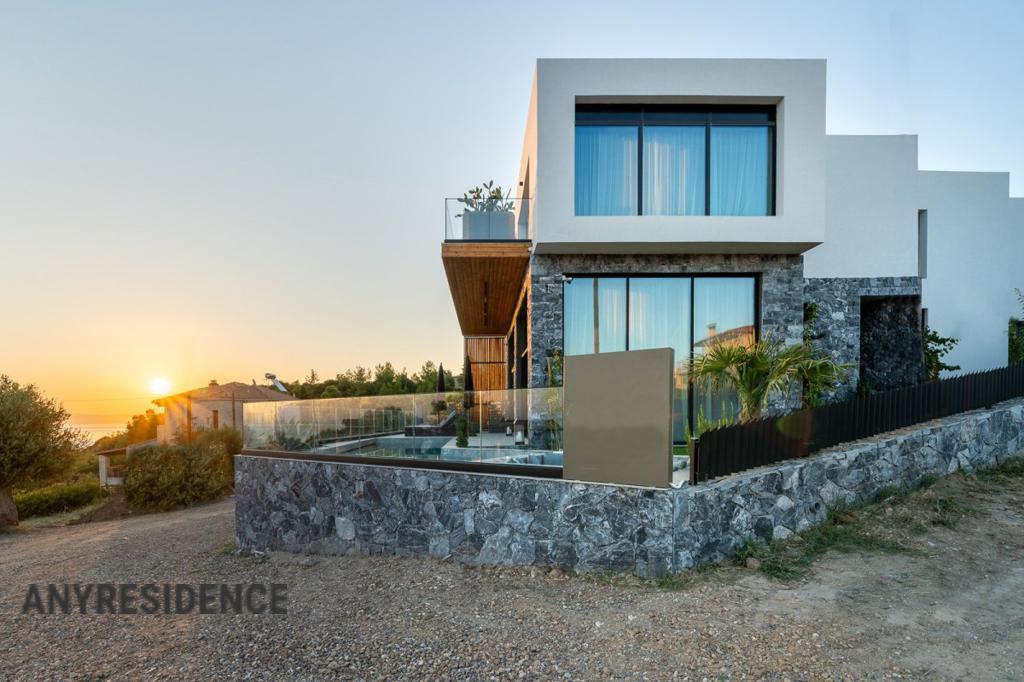 Villa in Polychrono, photo #2, listing #2387682