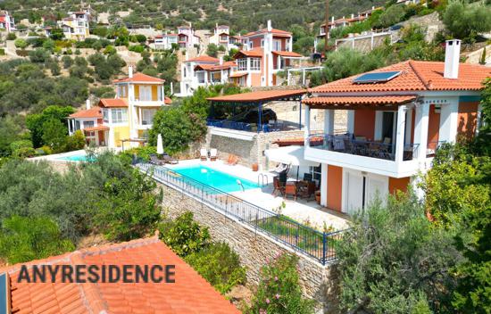 Villa in Peloponnese