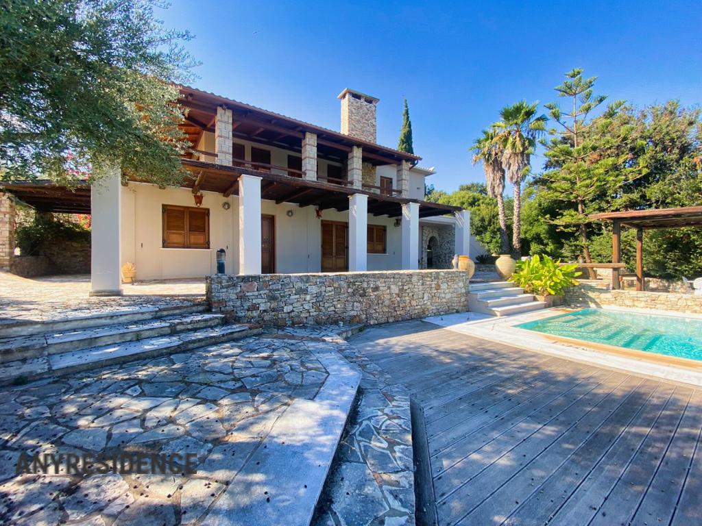 14 room villa in Peloponnese, photo #3, listing #2177782