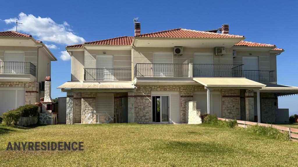 Townhome in Polychrono, photo #2, listing #2553854