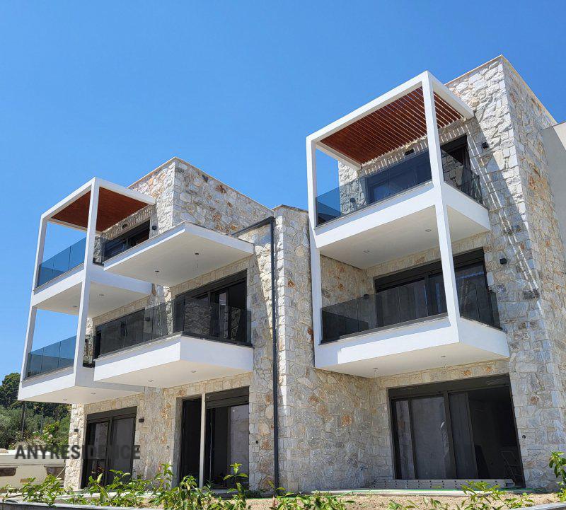 Townhome in Pefkochori, photo #3, listing #2201940