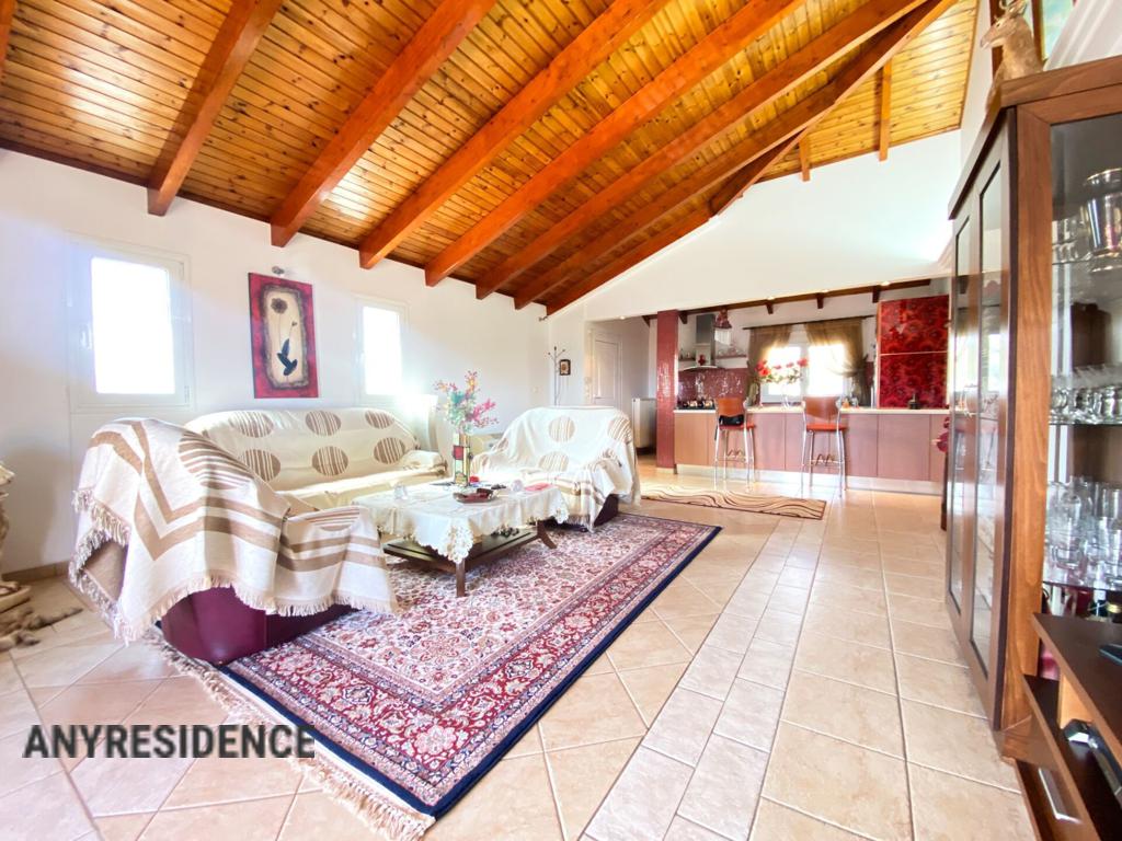 8 room townhome in Korinthia, photo #9, listing #2522315