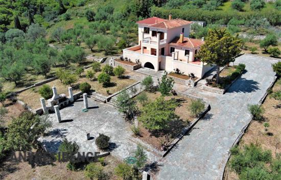 11 room villa in Peloponnese