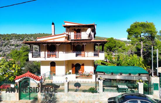 Villa in Korinthia
