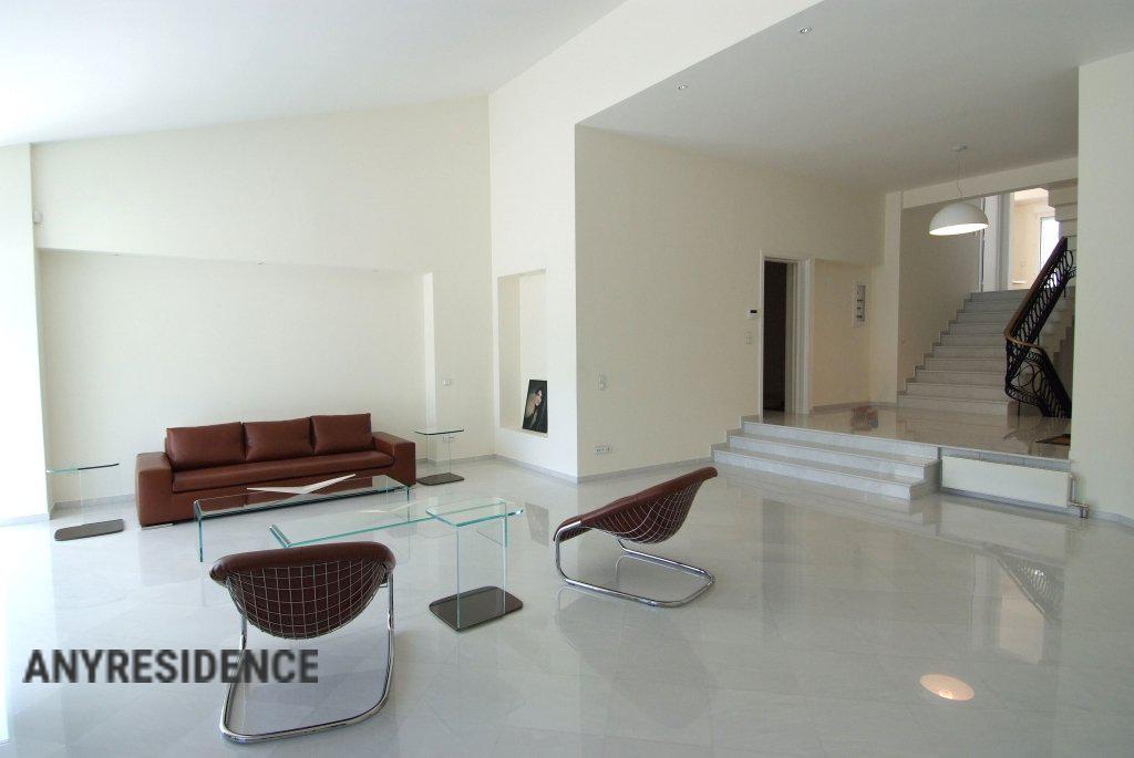 Villa in Nea Iraklitsa, photo #1, listing #2210086