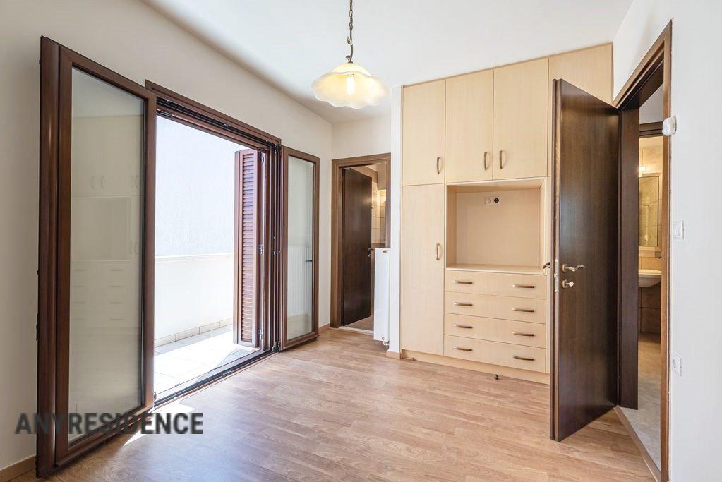 2 room apartment in Crete, photo #8, listing #2284414