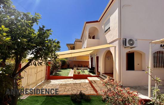 Terraced house in Corfu