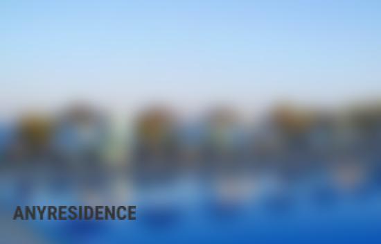 67 room hotel in Santorini