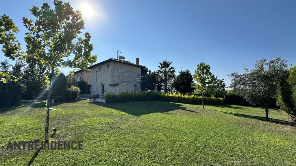 Townhome in Sani, photo #8, listing #2550295
