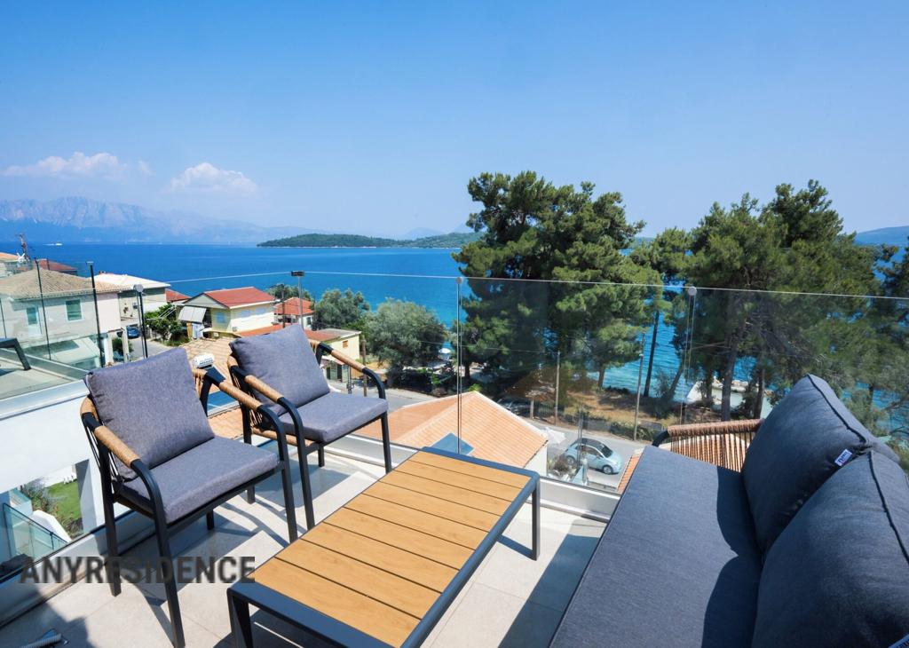 Terraced house in Lefkas, photo #1, listing #2534341