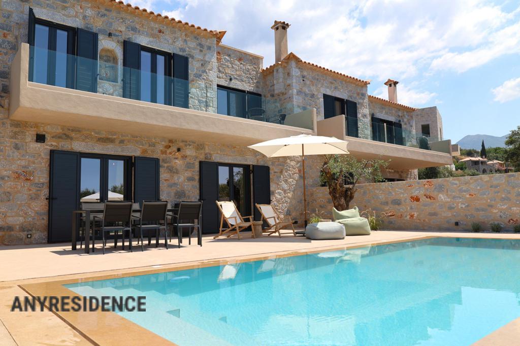Townhome in Messenia, photo #3, listing #2494703