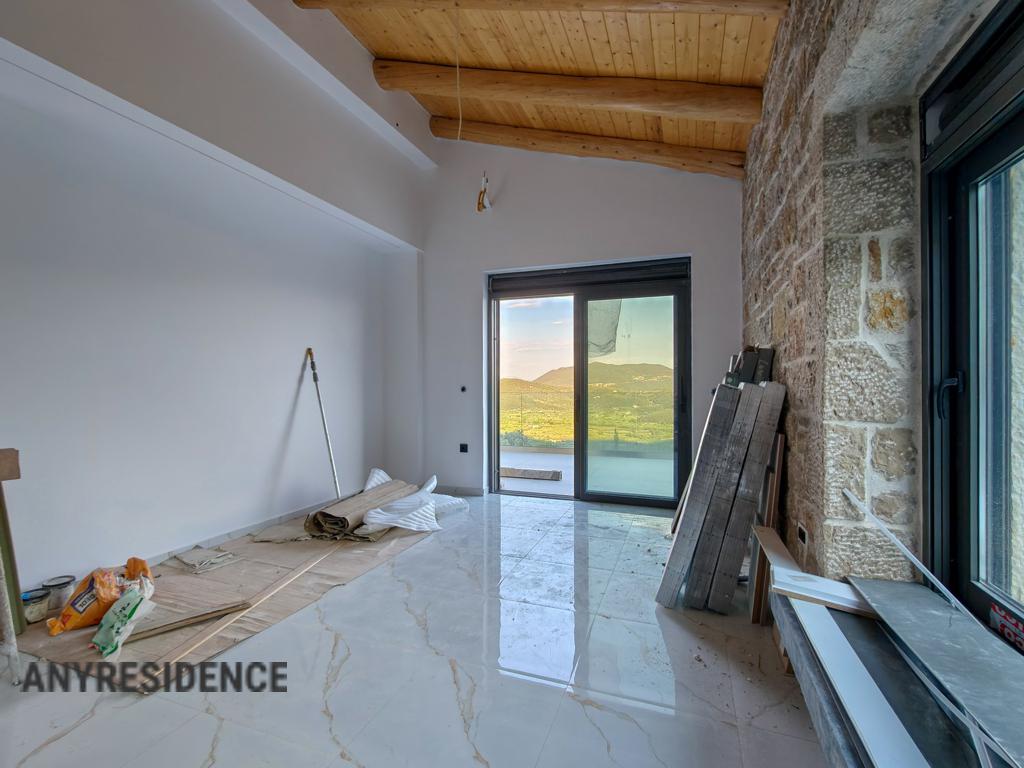 Townhome in Lefkas, photo #9, listing #2536368