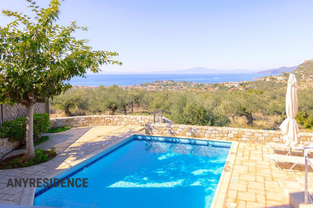Townhome in Messenia, photo #8, listing #2472986