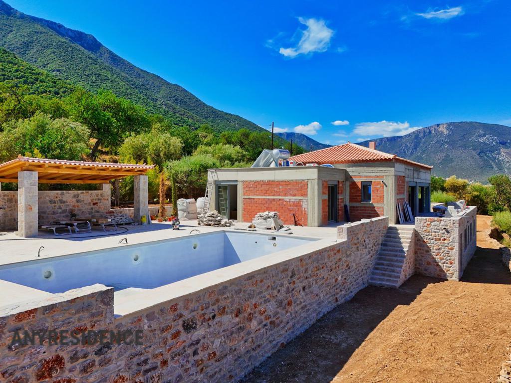 Townhome in Peloponnese, photo #5, listing #2484033