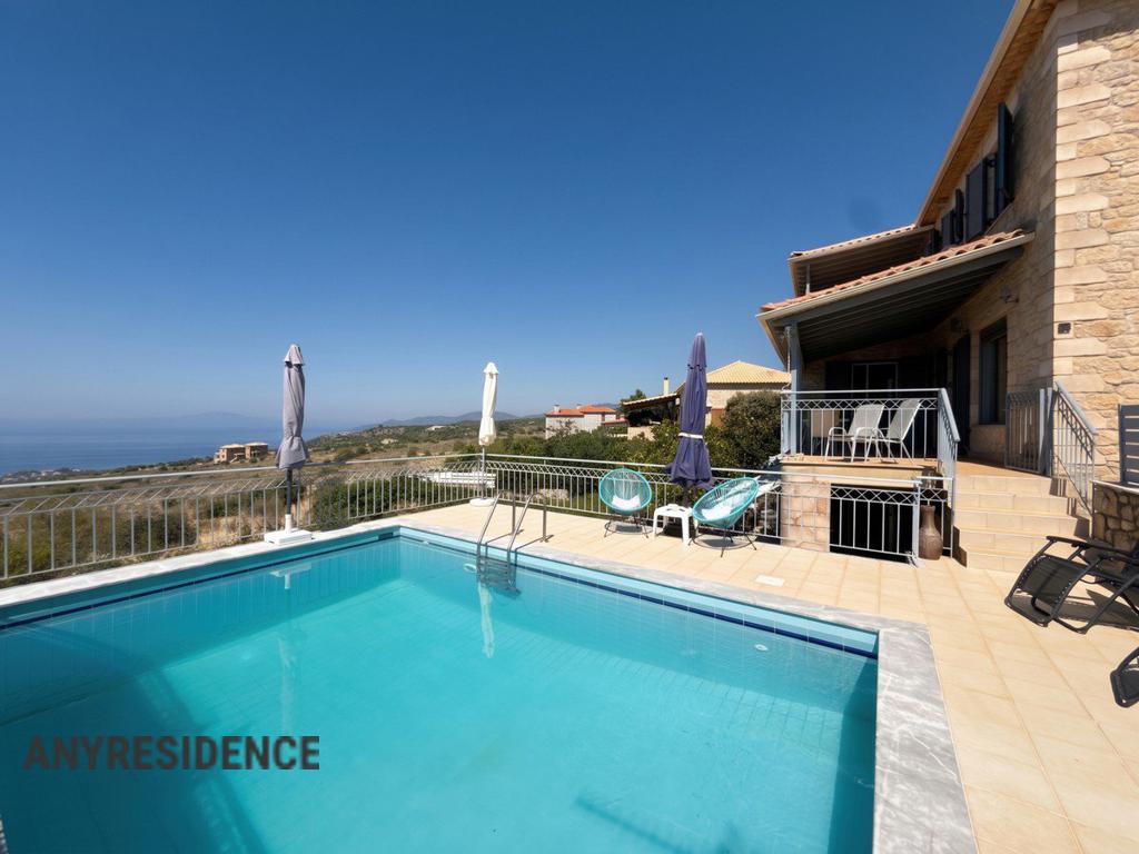 Townhome in Stoupa, photo #8, listing #2549079
