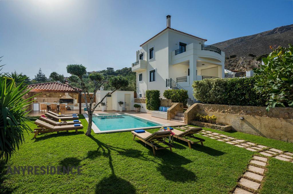 Villa in Chania, photo #1, listing #2519022