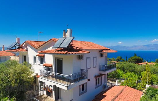 Terraced house in Peloponnese