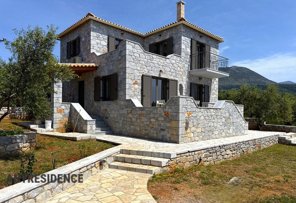 7 room villa in Kardamyli, photo #2, listing #2227797