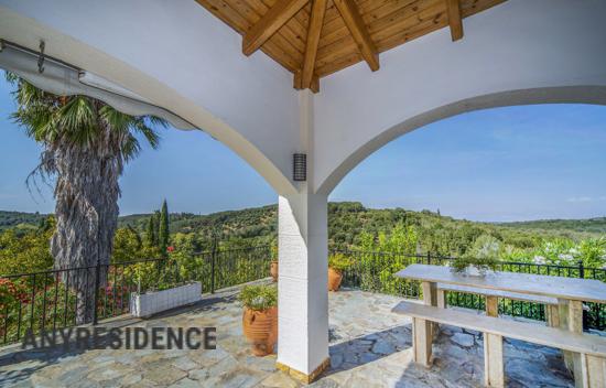 Terraced house in Thessaloniki